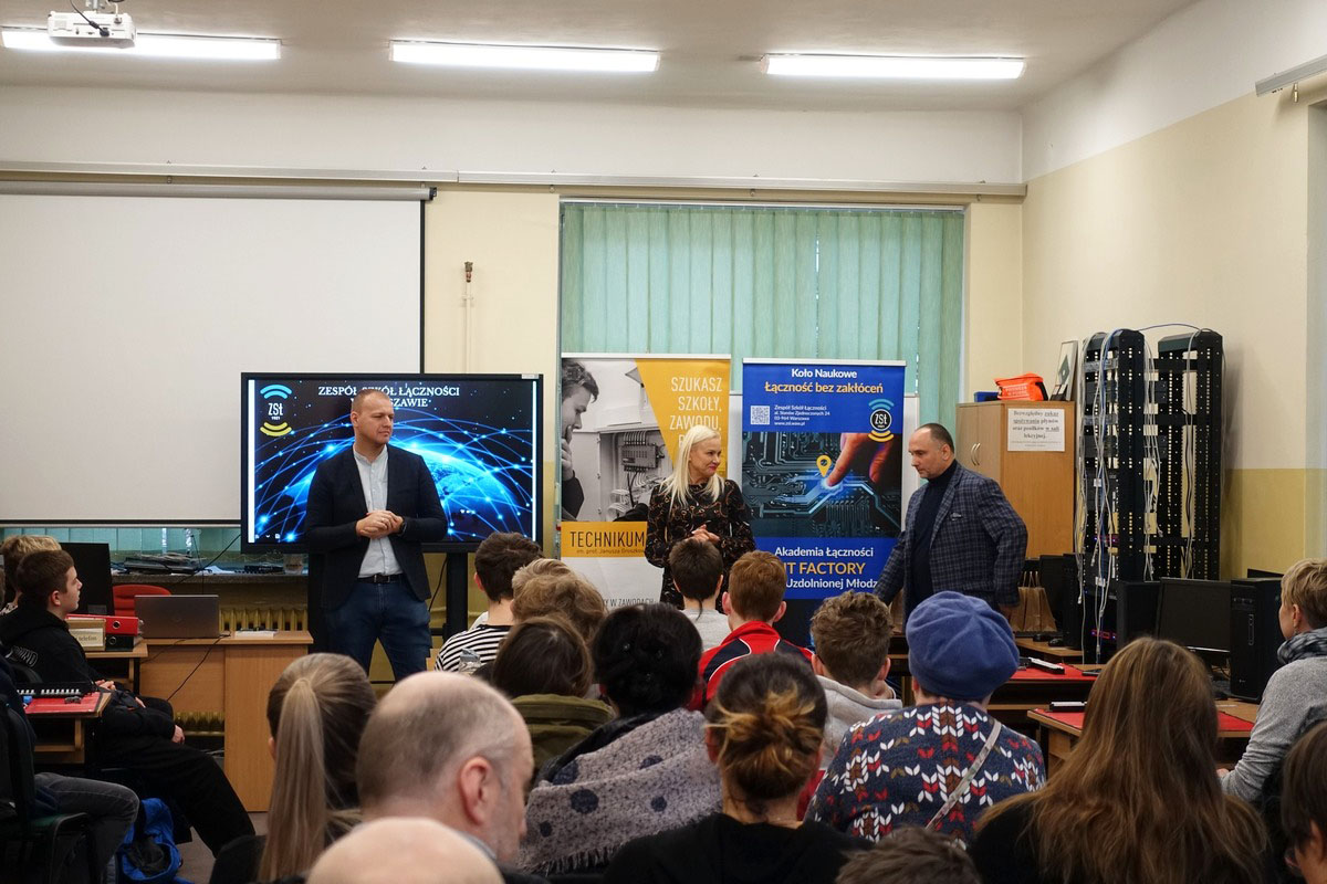 Inicjatywa edukacyjna wspierana przez Fundację Świat ICT