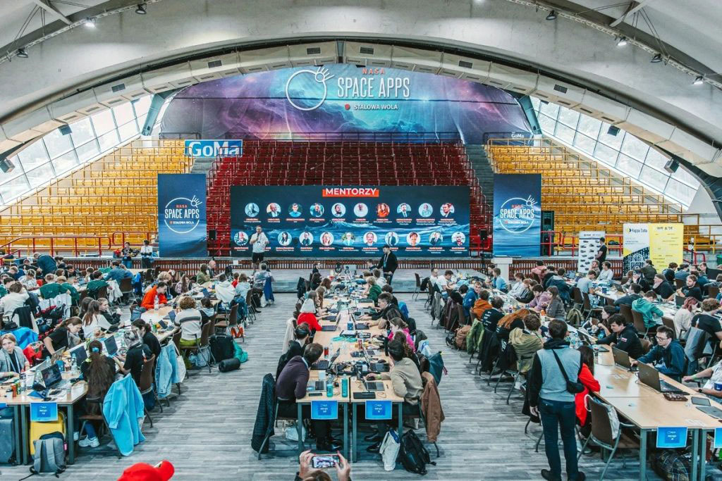 Uczniowie ZSŁ na hackathonie NASA Space Apps
