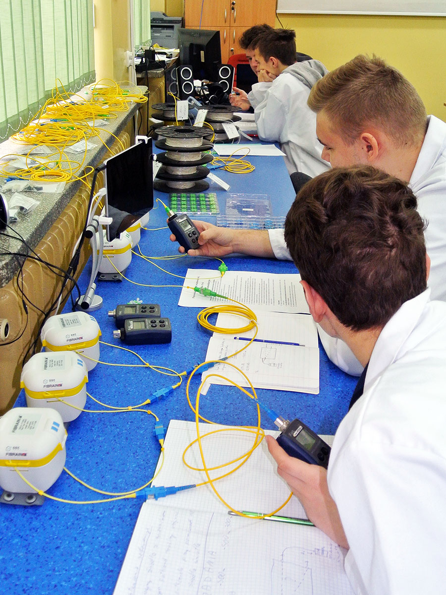Laboratorium światłowodowe ZSŁ