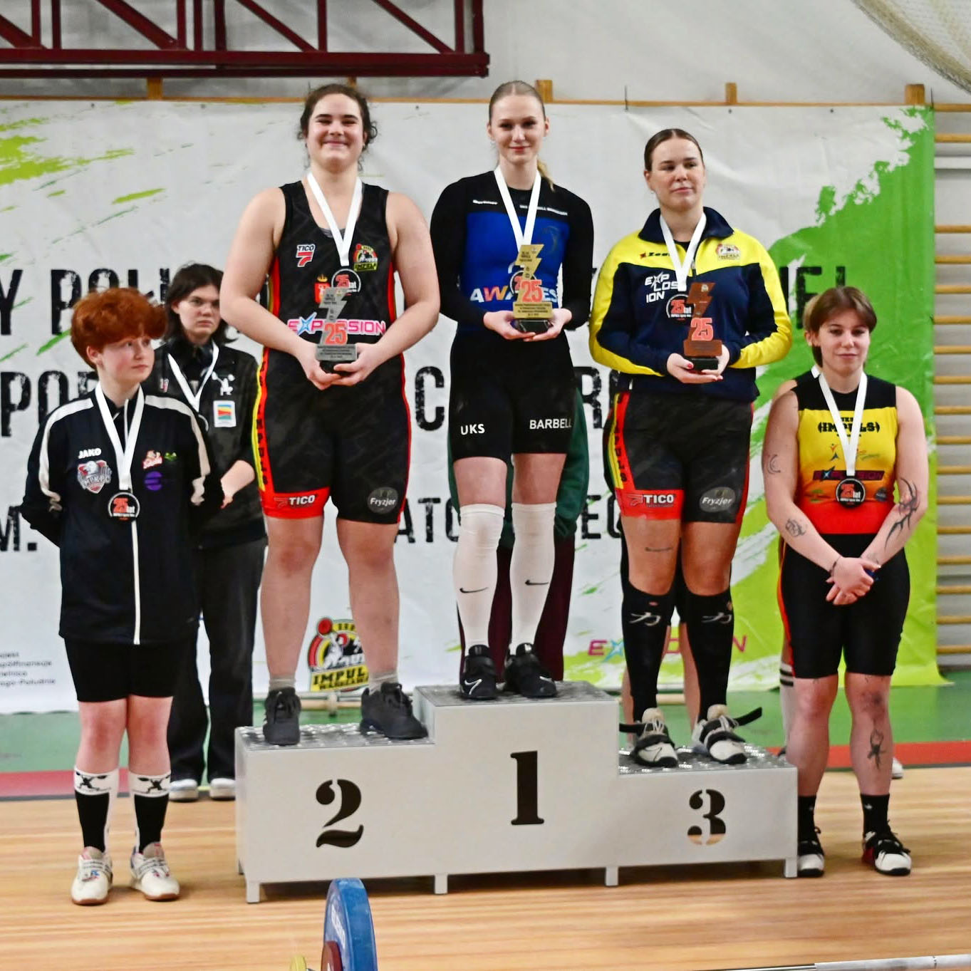 Uczniowie ZSŁ na podium zawodów sportowych