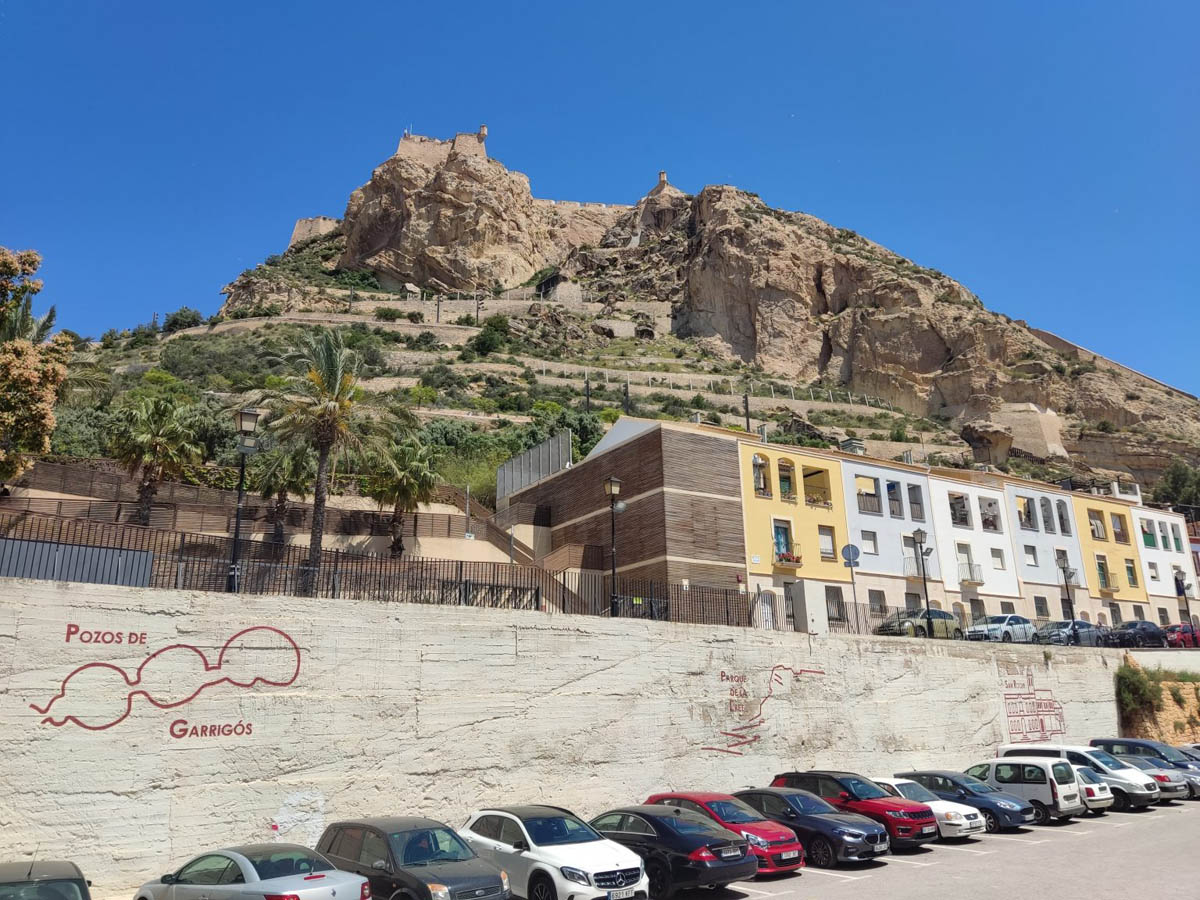 Alicante — 8 maja 2022 — zdjęcie 8.