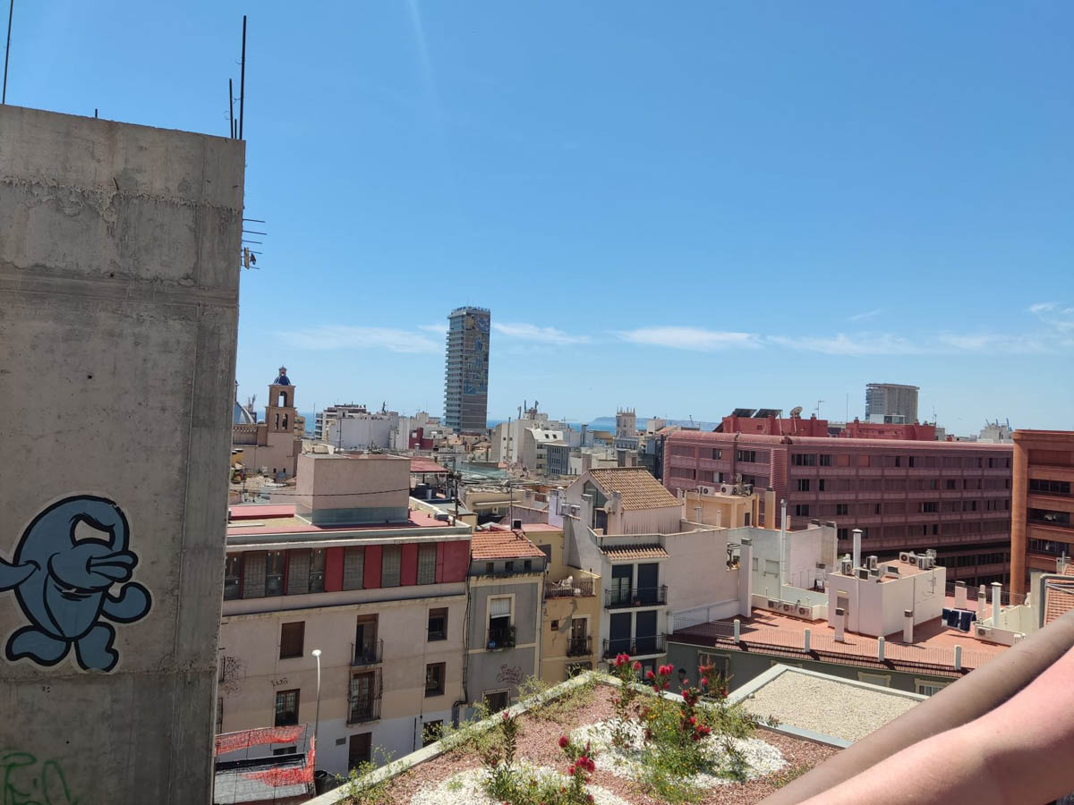 Alicante — 8 maja 2022 — zdjęcie 7.