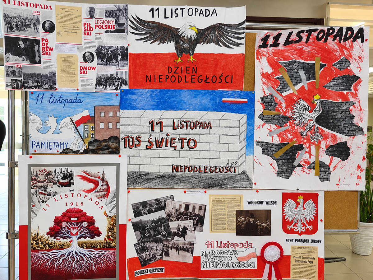 Szkolna wystawa plakatów uczniowskich przygotowanych z okazji Narodowego Święta Niepodległości